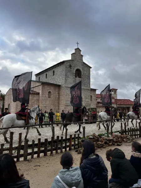 Excursión Puy Du Fou - 2025